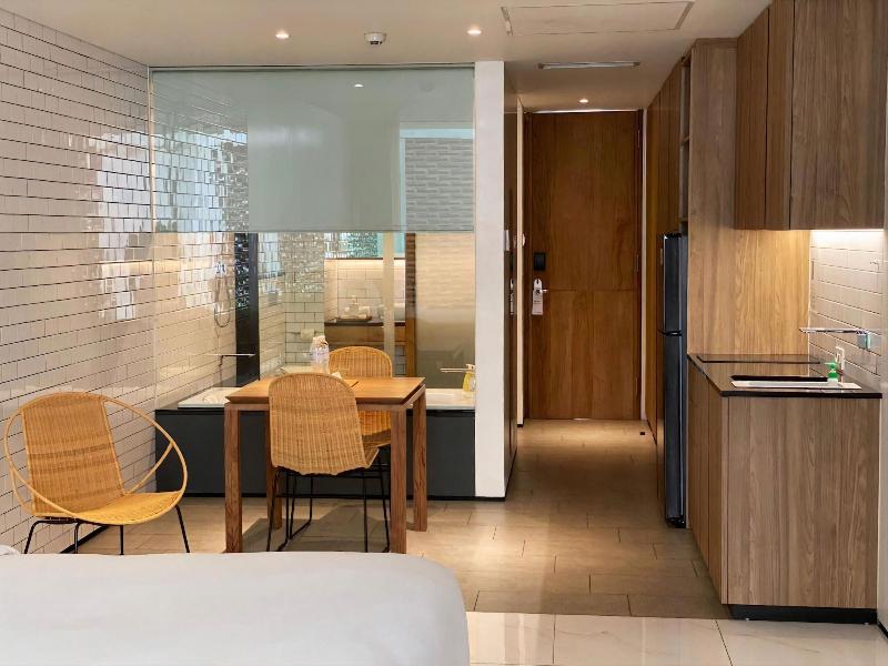 Nagomi Suites Hotel - Oda