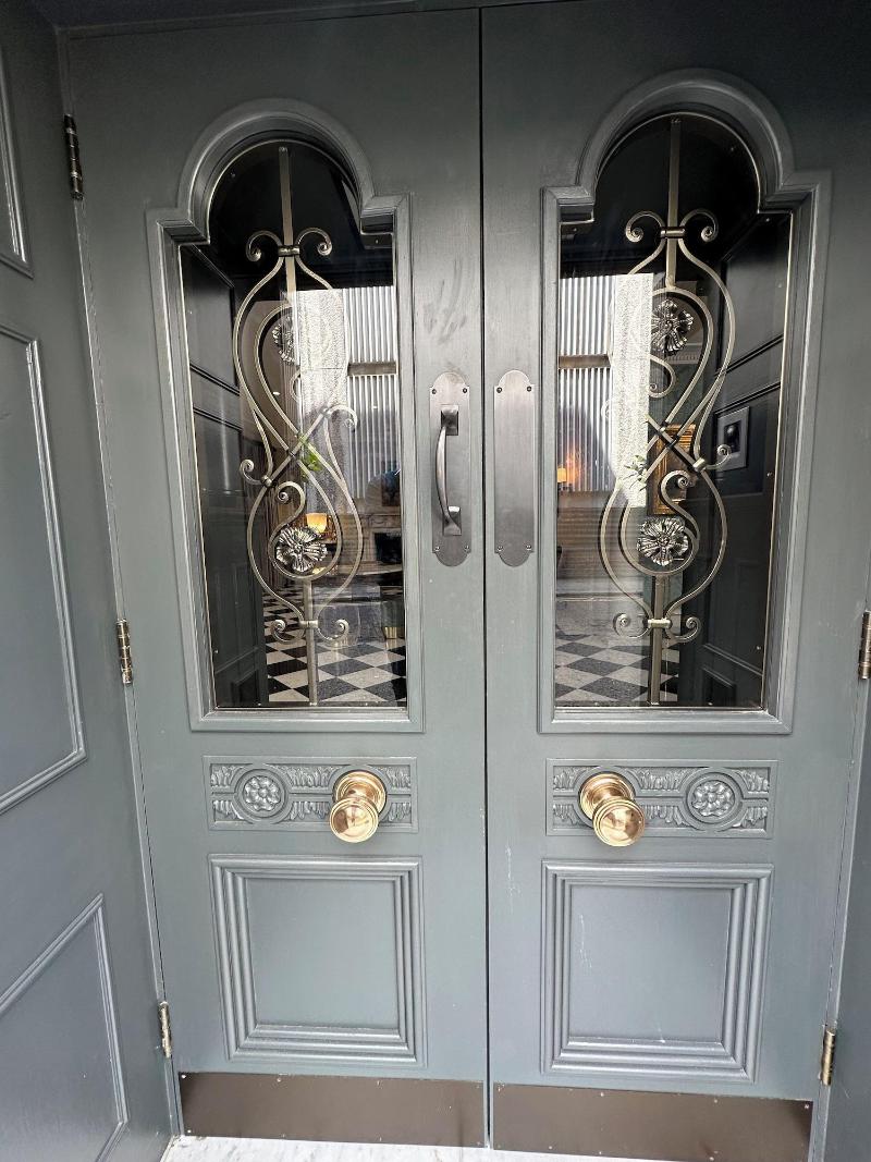 No 30 Knightsbridge - Genel