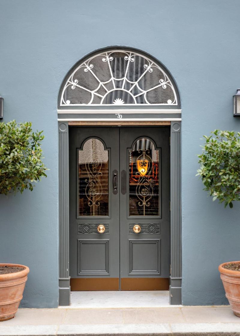No 30 Knightsbridge - Genel