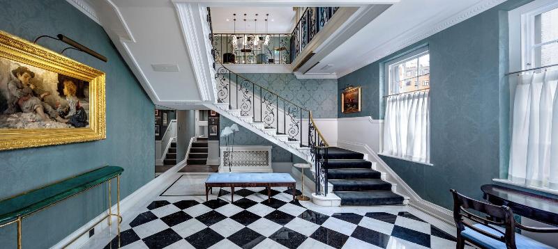 No 30 Knightsbridge - Genel