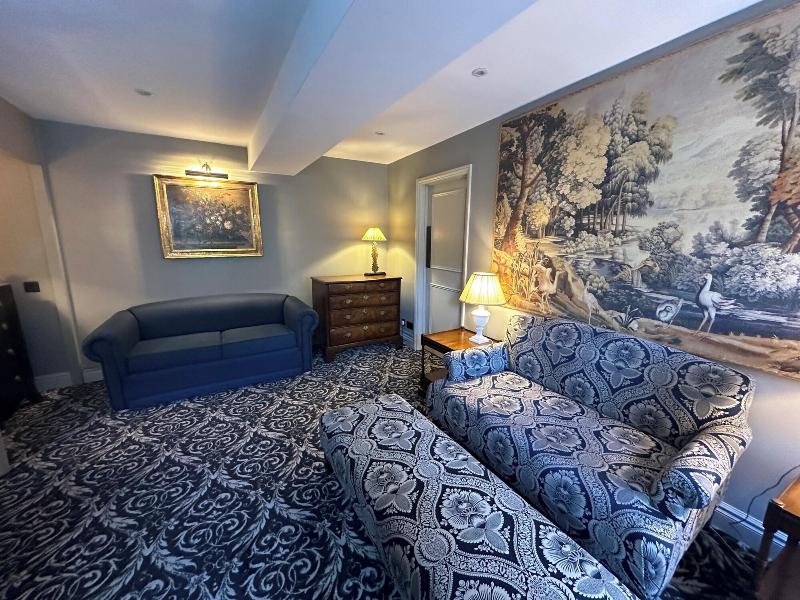 No 30 Knightsbridge - Oda