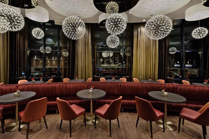 Van Der Valk Hotel Tiel - Bar