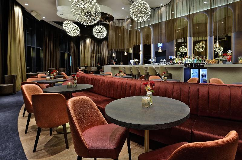 Van Der Valk Hotel Tiel - Bar