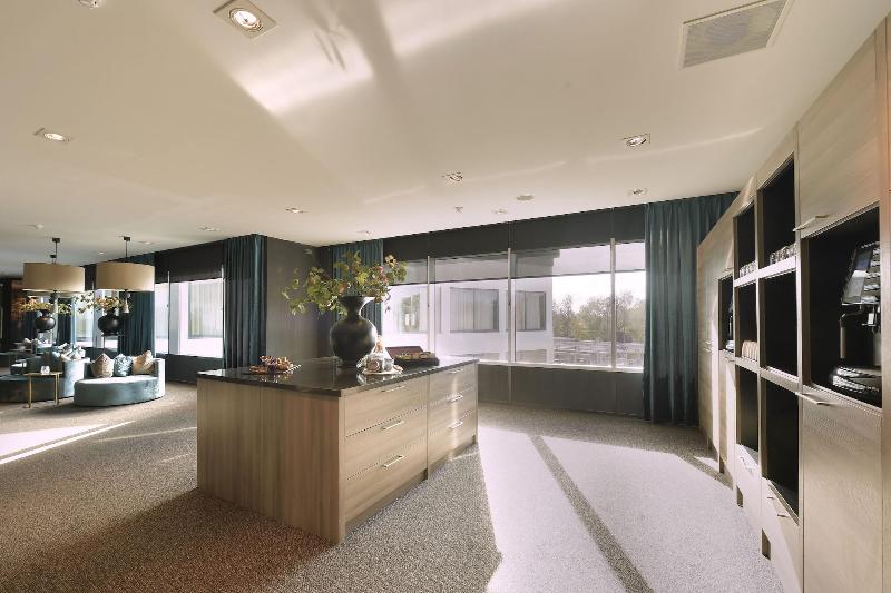 Van Der Valk Hotel Tiel - Lobi
