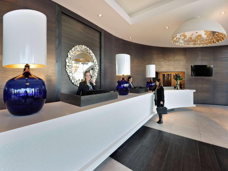Van Der Valk Hotel Tiel - Lobi