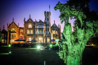Oakley Court otel fotoğrafı