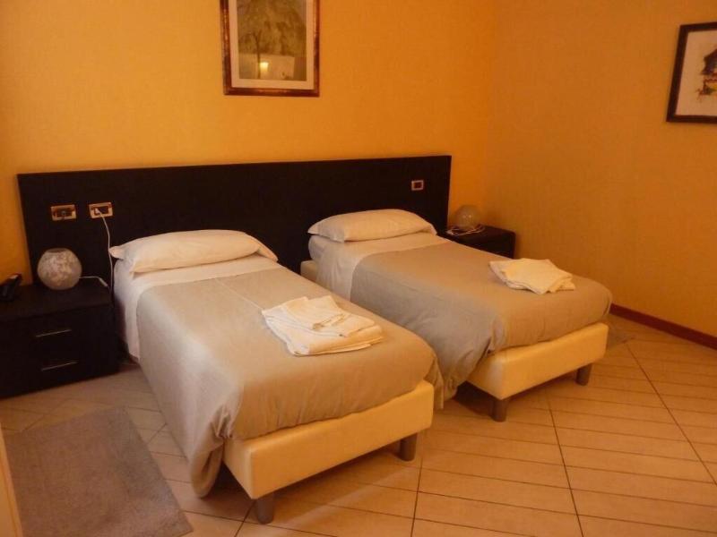 Hotel Padus Meubla - Oda