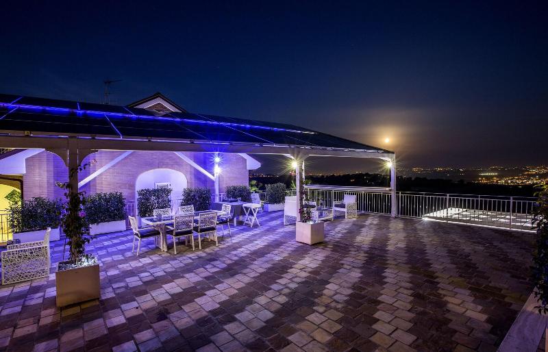 Holiday Residence Belohorizonte - Teras