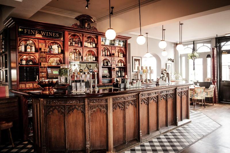 The Queen S Head - Bar