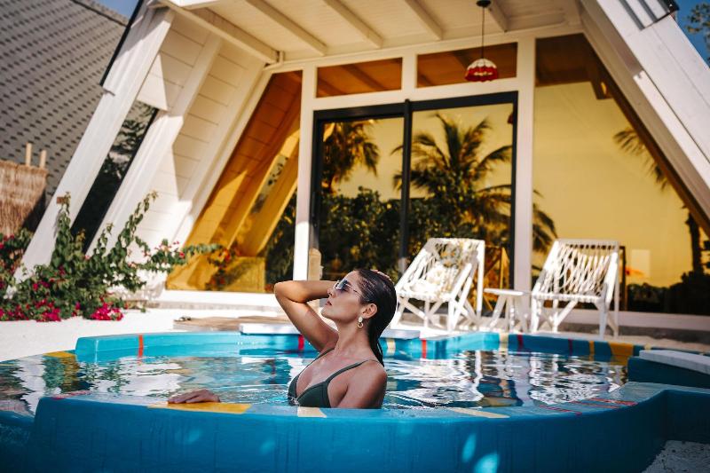 Oaga Art Resort Greatest All Inclusive - Oda