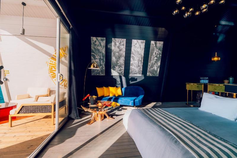 Oaga Art Resort Greatest All Inclusive - Oda