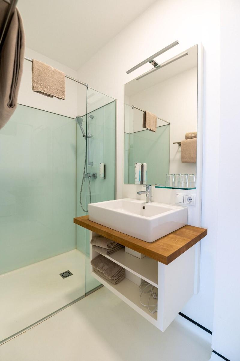 Shome Self Check In Hotel Graz - Oda