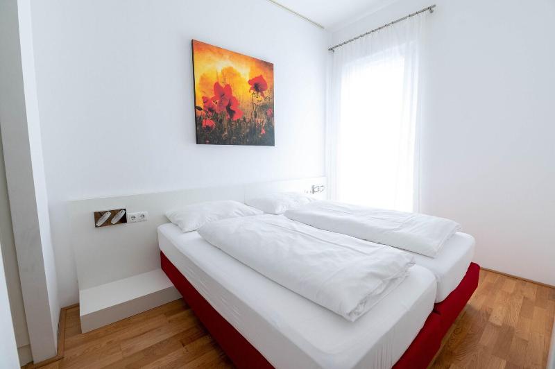 Shome Self Check In Hotel Graz - Oda