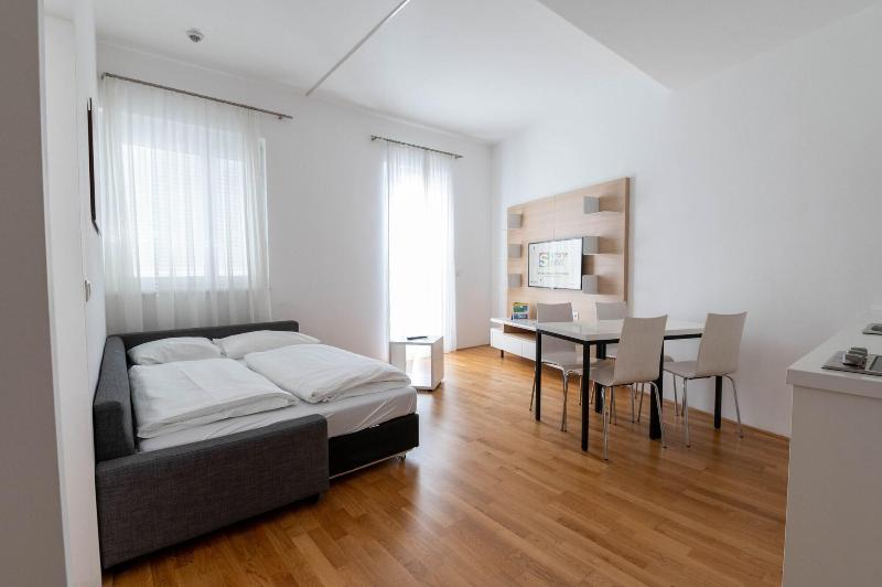 Shome Self Check In Hotel Graz - Oda