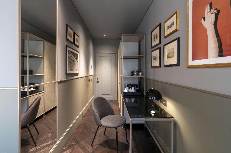 Radisson Collection Hotel Roma Antica - Oda