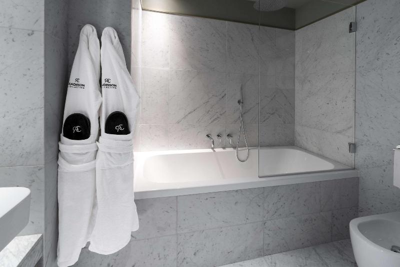 Radisson Collection Hotel Roma Antica - Oda