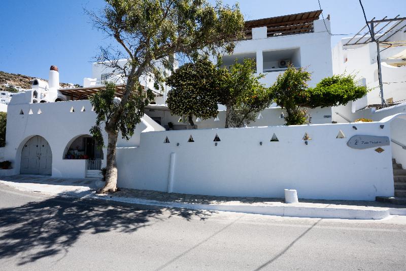 Zisis Pension - Genel