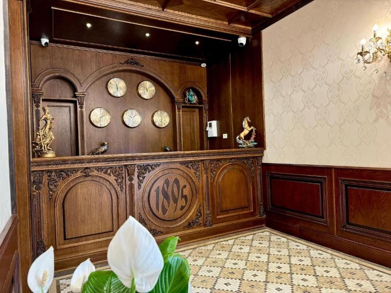 Midway Baku Hotel - Lobi