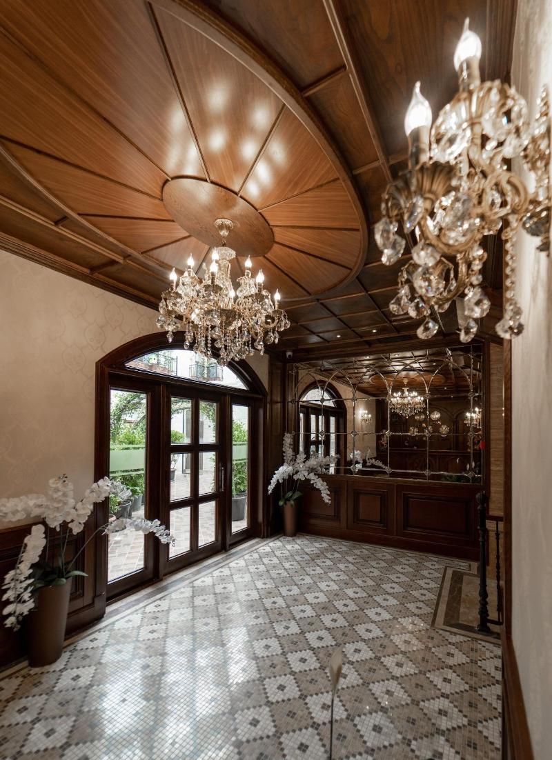 Midway Baku Hotel - Lobi