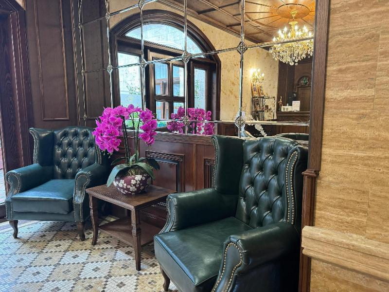 Midway Baku Hotel - Lobi