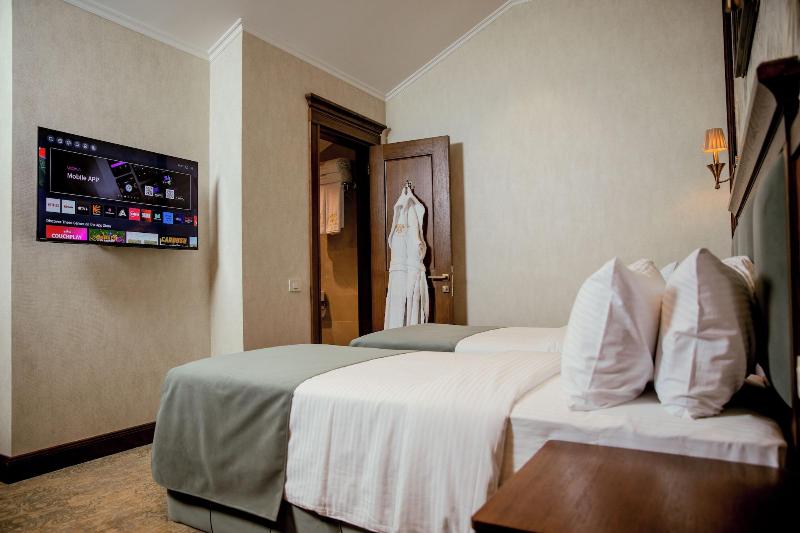 Midway Baku Hotel - Oda