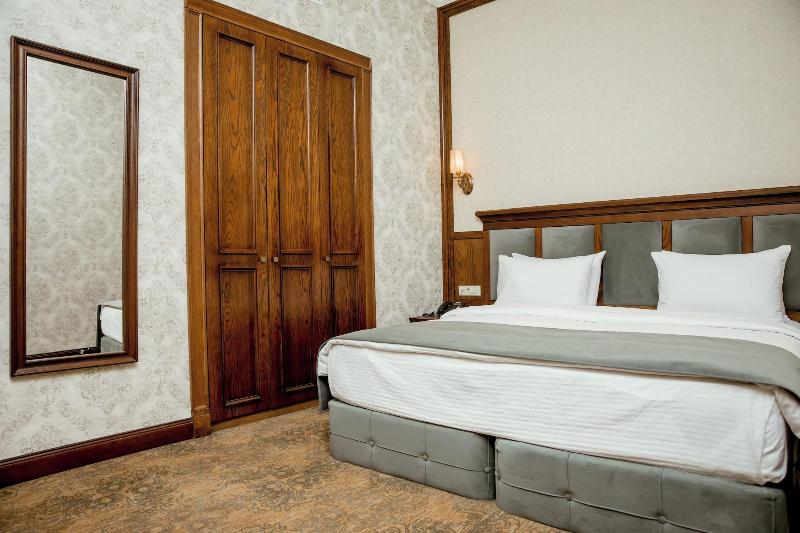 Midway Baku Hotel - Oda
