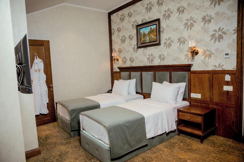 Midway Baku Hotel - Oda