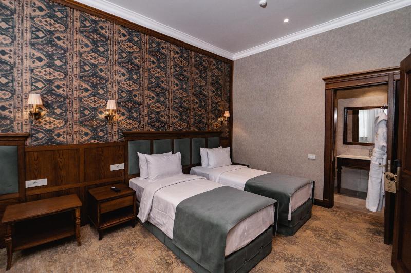 Midway Baku Hotel - Oda