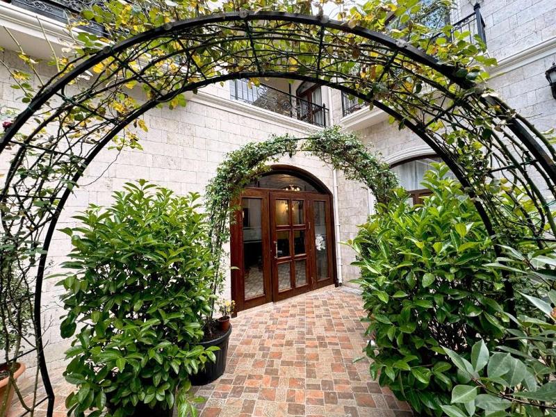 Midway Baku Hotel - Restoran