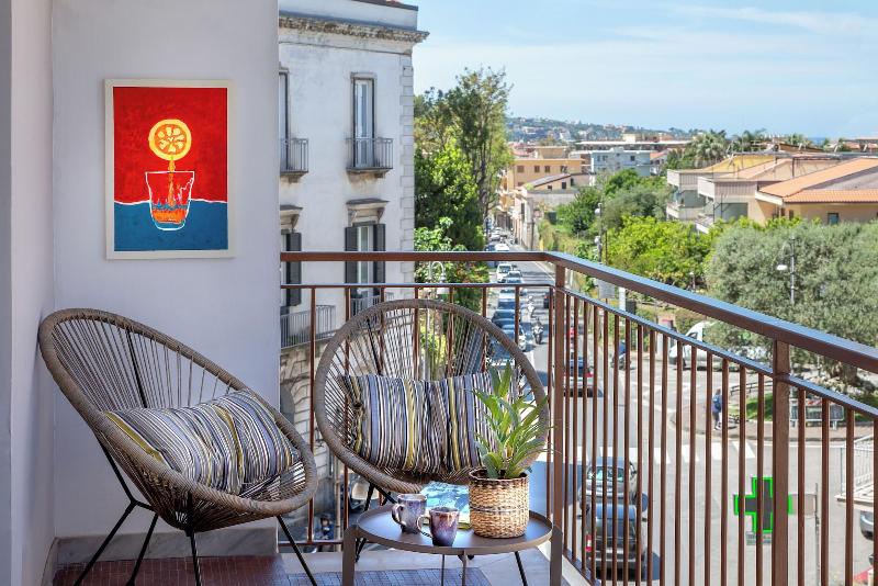 Mare Fuori Rooms - Genel