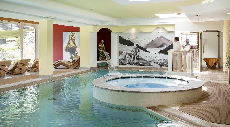 Nature Wellness Hotel Renato - Havuz