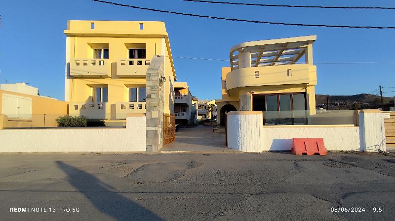 Niros Beach - Genel