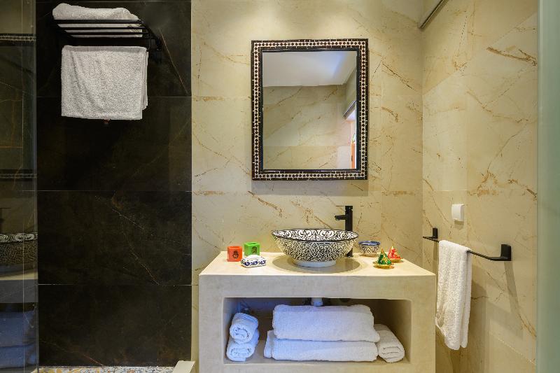 Dar Al Jeld Luxurious Riad Center Rabat - Oda