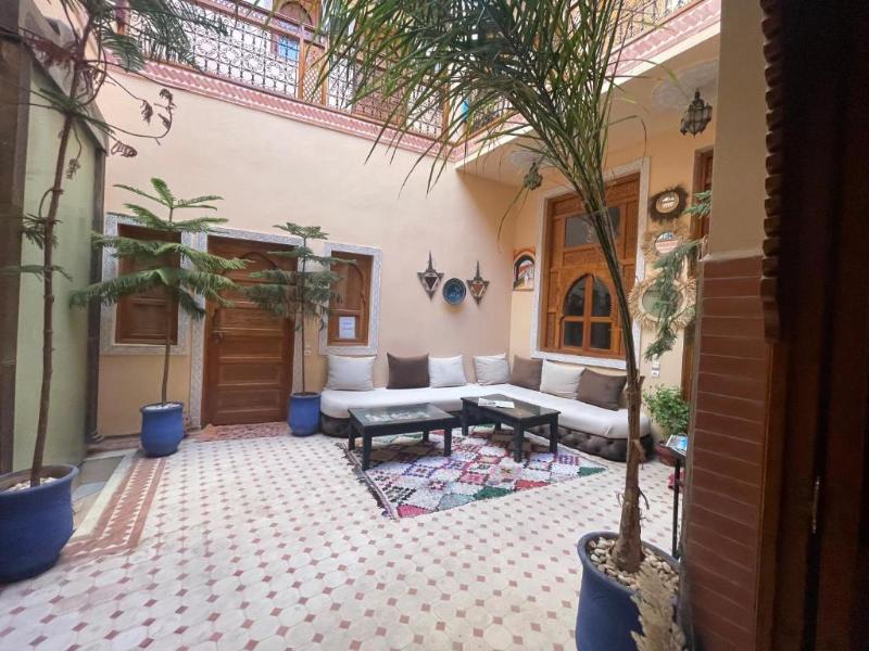 Riad Jnan Adam - Genel