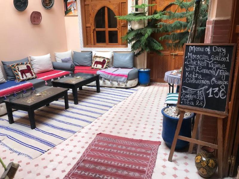 Riad Jnan Adam - Genel
