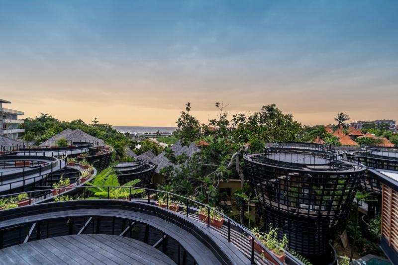 Canggu Cabana Beach Resort by Ini Vie Hospitality - Genel
