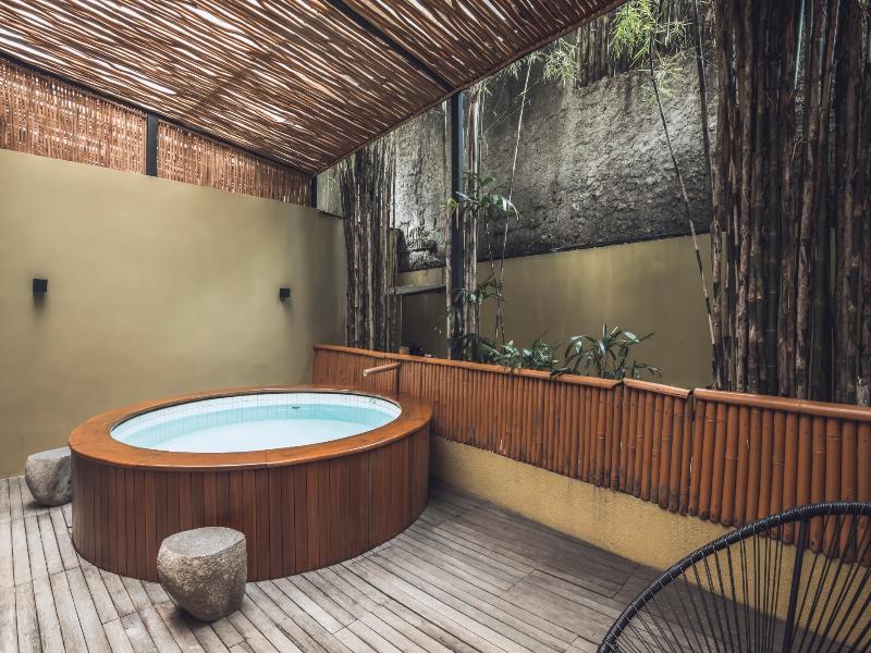 Canggu Cabana Beach Resort by Ini Vie Hospitality - Oda
