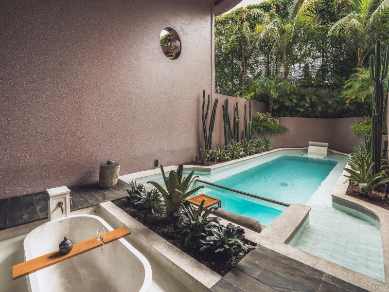 Seascape Resort Sanur by Ini Vie Hospitality - Oda