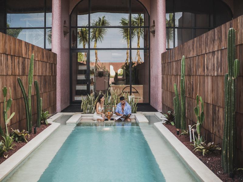 Seascape Resort Sanur by Ini Vie Hospitality - Havuz