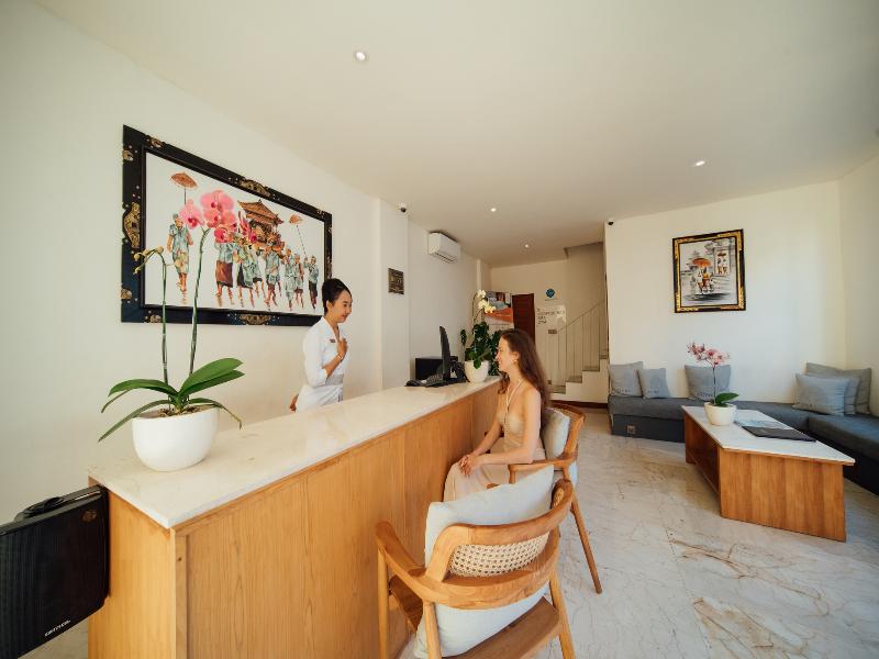 Ayona Beach Villa Canggu By Ini Vie Hospitality - Lobi