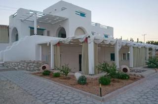 Polis Of Naxos Stylish Suites