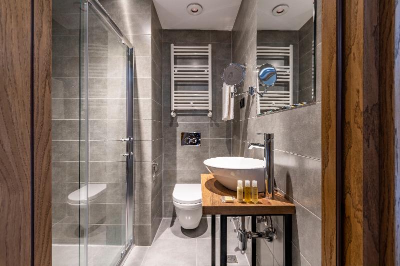 BARNOVI BOUTIQUE HOTEL - Oda