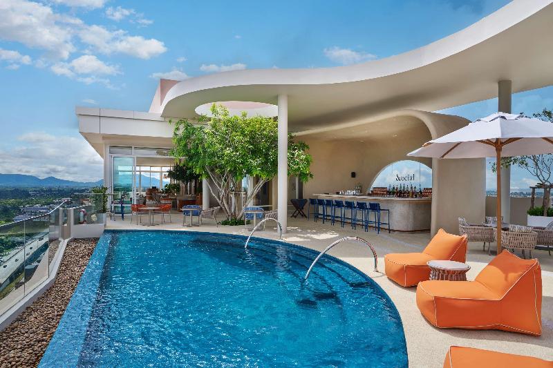Hilton Garden Inn Rayong - Havuz