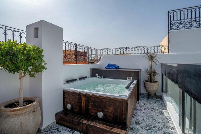 Maison Solaneos - Aktivite