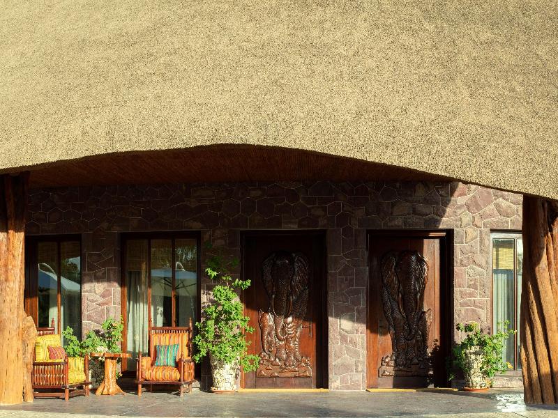 Nofa Riyadh, A Radisson Collection Resort - Bar