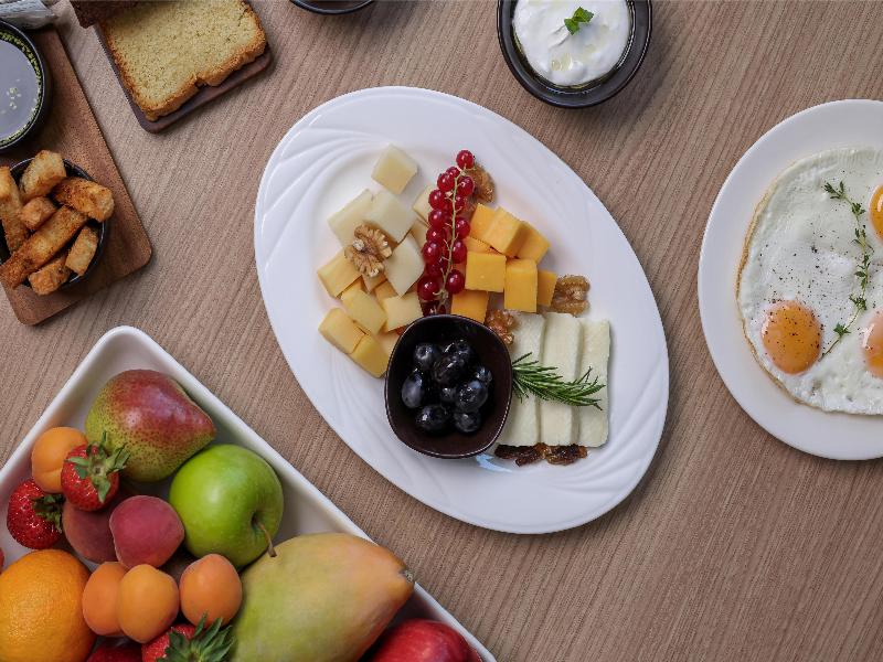 Radisson Hotel & Residence Riyadh Olaya - Restoran