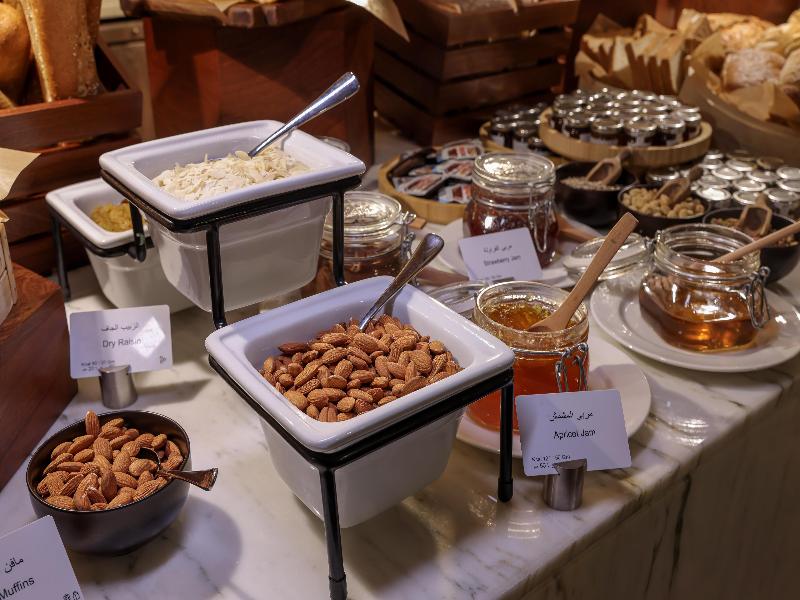 Radisson Hotel & Residence Riyadh Olaya - Restoran