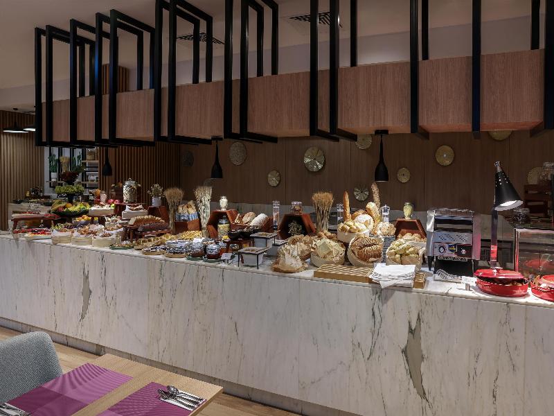 Radisson Hotel & Residence Riyadh Olaya - Restoran