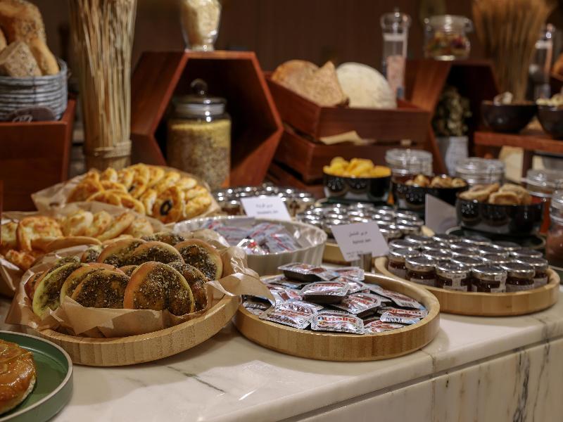 Radisson Hotel & Residence Riyadh Olaya - Restoran
