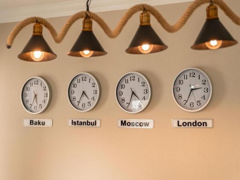 Parliament Hotel & Restaurant - Lobi